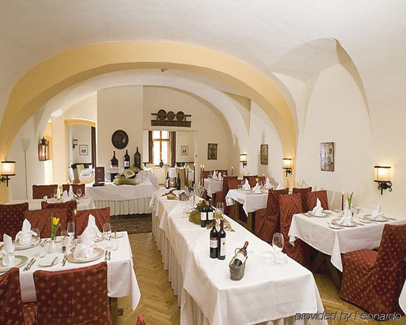 بادن Hotel Sauerhof المطعم الصورة